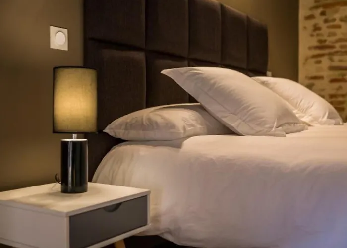 Mas Latour Lavail