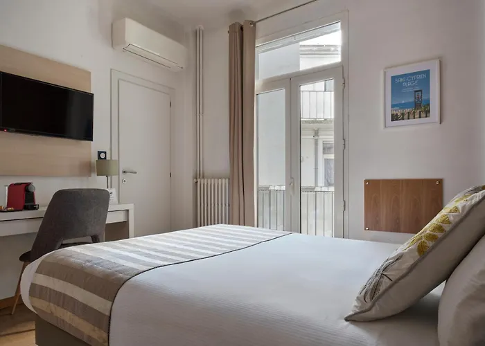 Hôtel accueillant les animaux: Hôtel Mondial